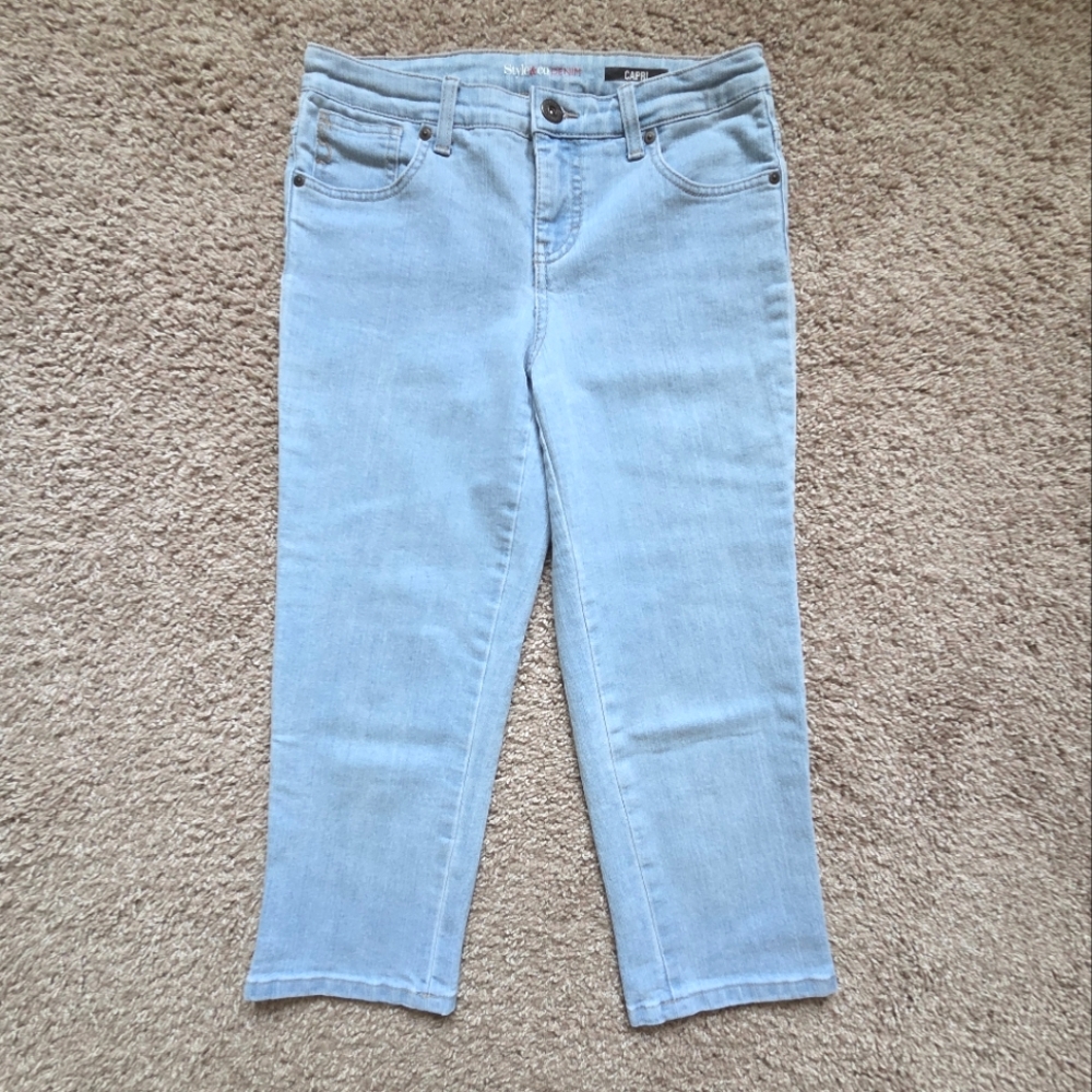 Light Blue Denim Capri Jeans